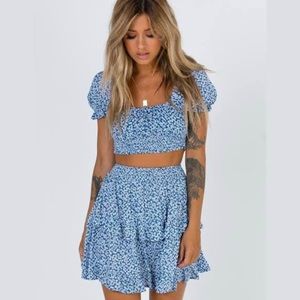 Princess Polly blue floral top